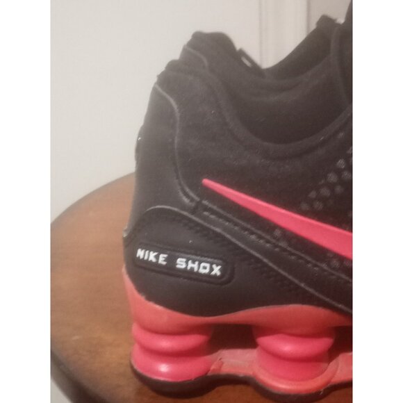 Nike Shox Avenue Womens Running Shoes Sneakers Black/Red 844131-003 Leather Sz 6 - Picture 3 of 13